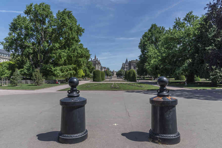 Francia - Alsacia 109 - Estrasburgo - plaza de la República.jpg